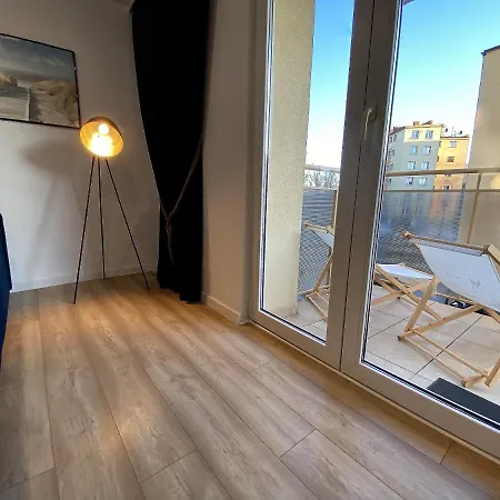 Marina 카미엔 포모르스키